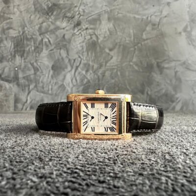 Cartier Tank à Vis