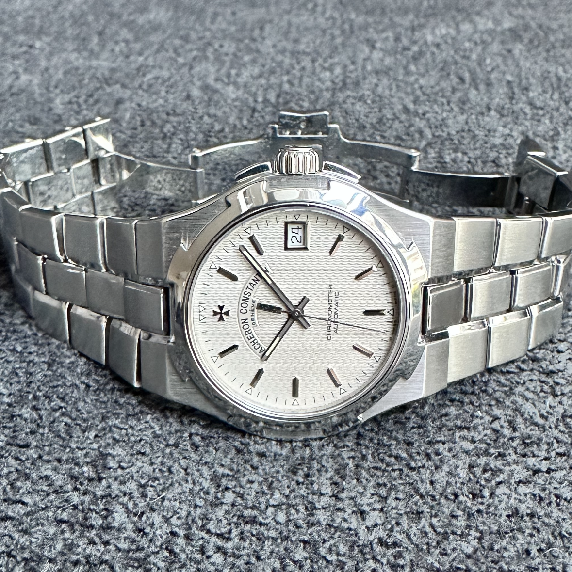 Vacheron Constantin Overseas 37mm New VC Service